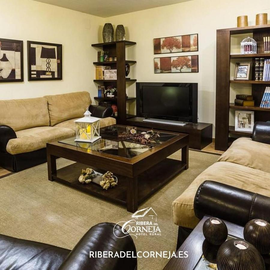 Hotel Ribera Del Corneja Navacepedilla de Corneja Екстериор снимка