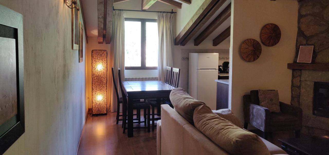 Hotel Ribera Del Corneja Navacepedilla de Corneja Екстериор снимка