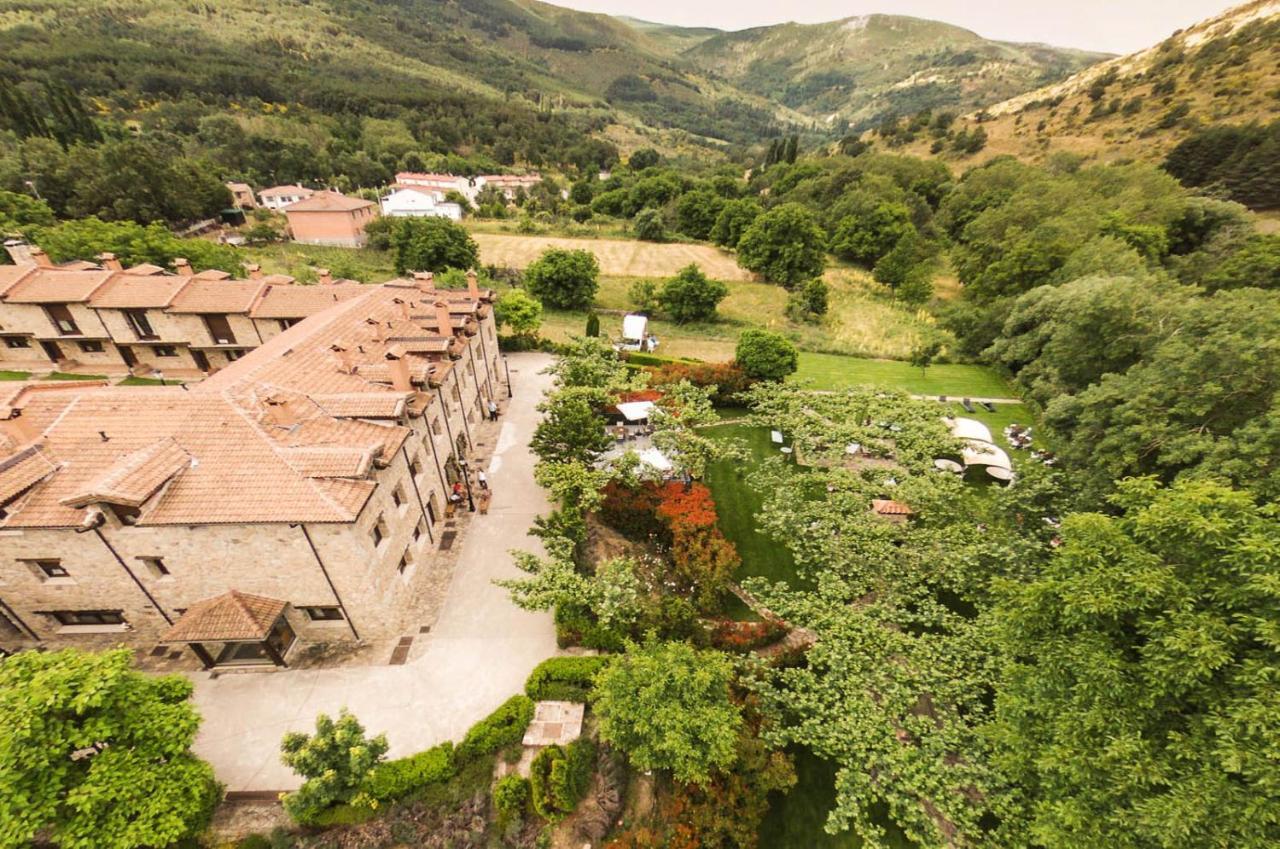 Hotel Ribera Del Corneja Navacepedilla de Corneja Екстериор снимка